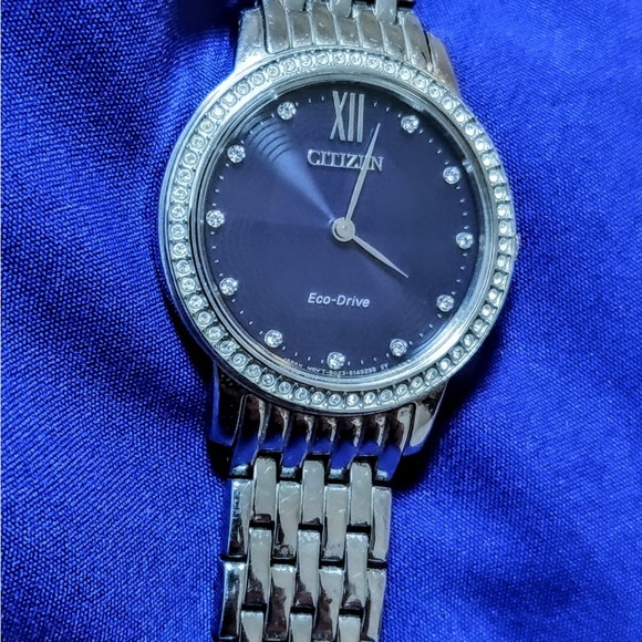 Citizen Eco Drive Silhouette Blue Dial Classy Women's Watch EX1480-58L - Picture 3 of 12